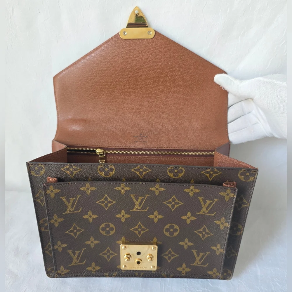 Auth Louis Vuitton Monogram Monceau 28 Crossbody Bag - Picture 7 of 10